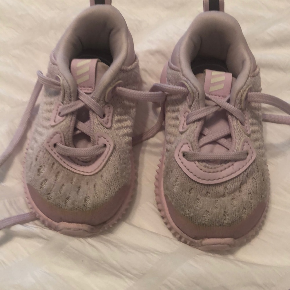 Adidas baby girl shoes lavender size 4